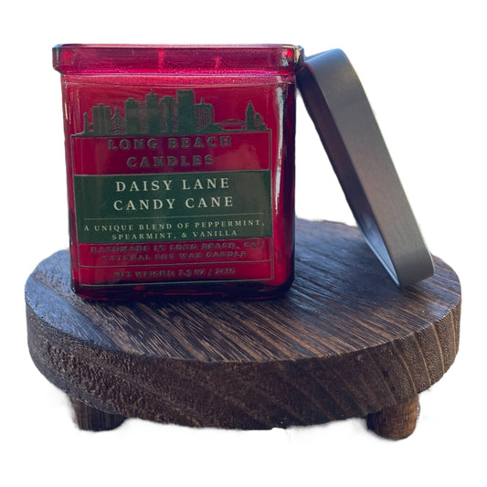 Daisy Lane Candy Cane 7.5 oz Candle